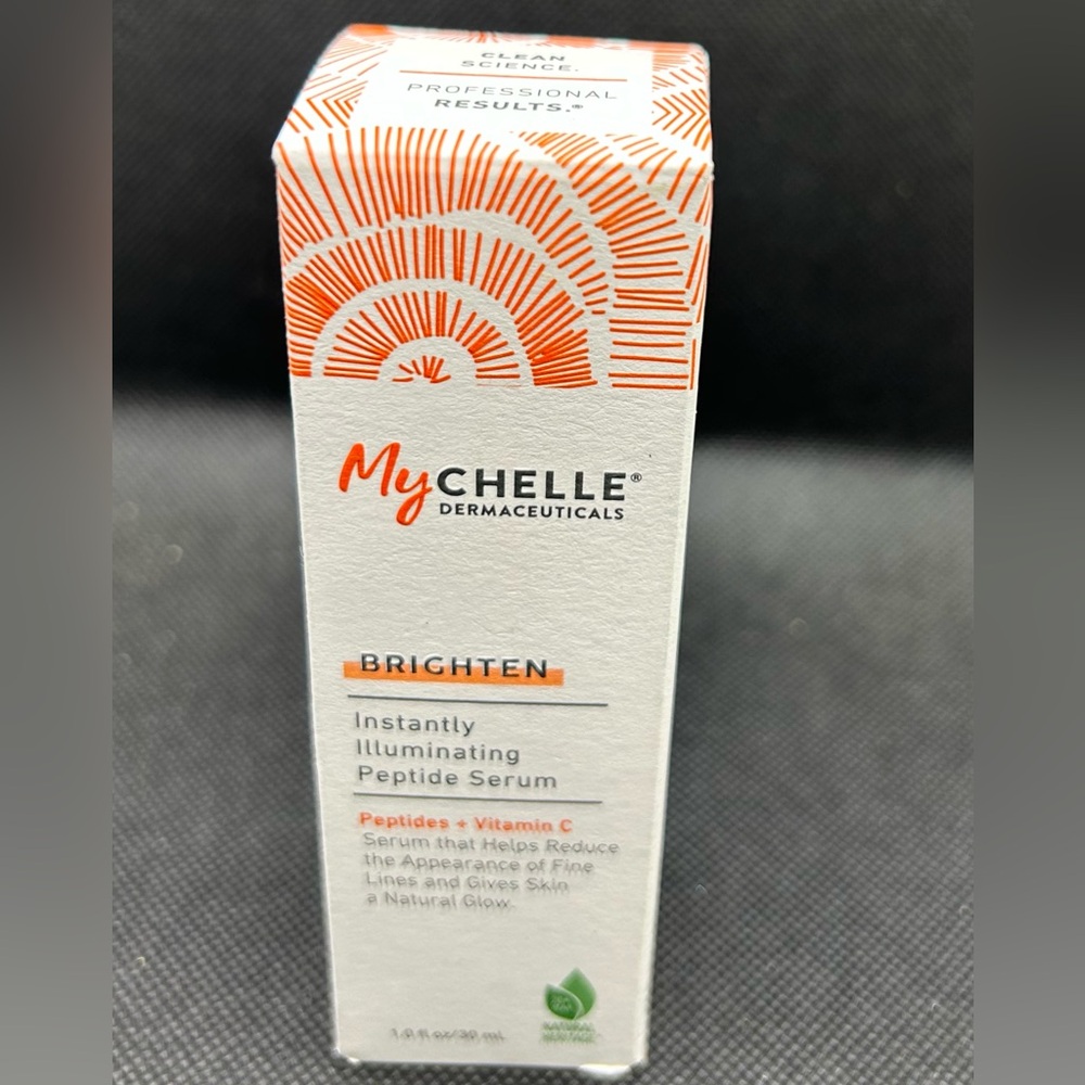 MYCHELLE Instantly Illuminating Peptide Serum 1.0 fl oz/30ml